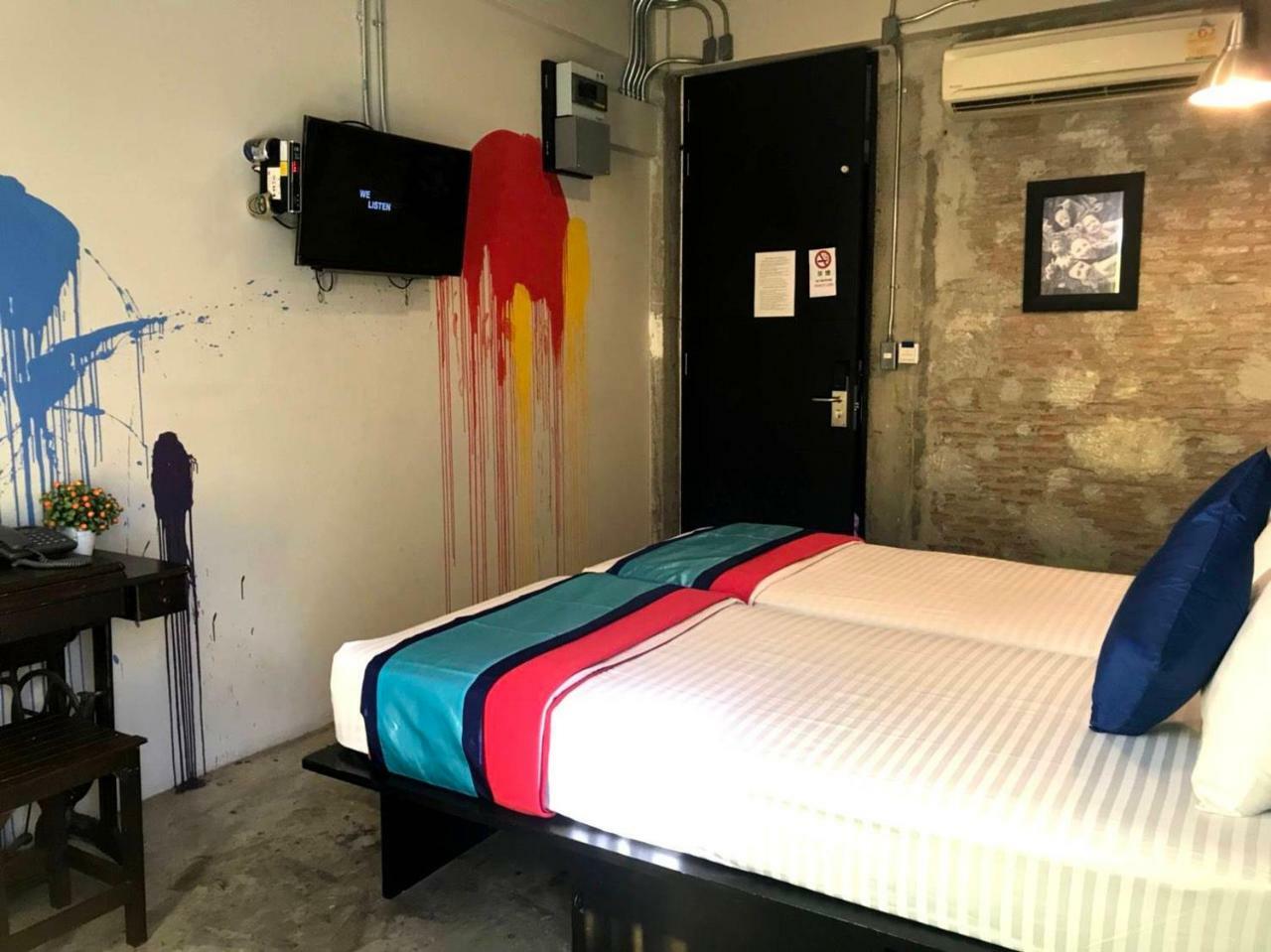 Silom Art Hostel Μπανγκόκ Εξωτερικό φωτογραφία