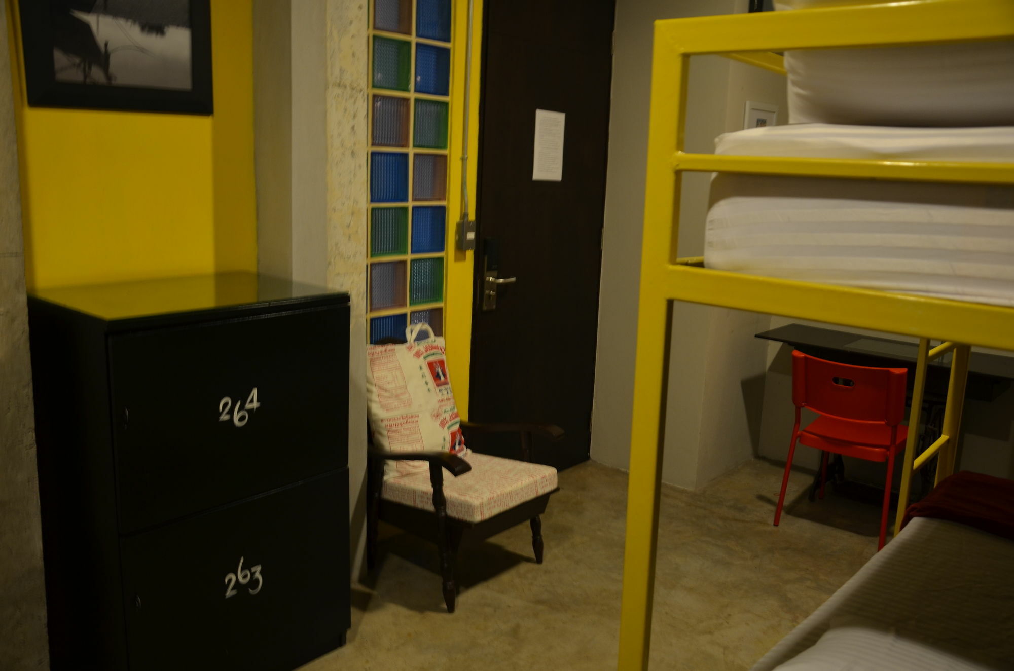 Silom Art Hostel Μπανγκόκ Εξωτερικό φωτογραφία