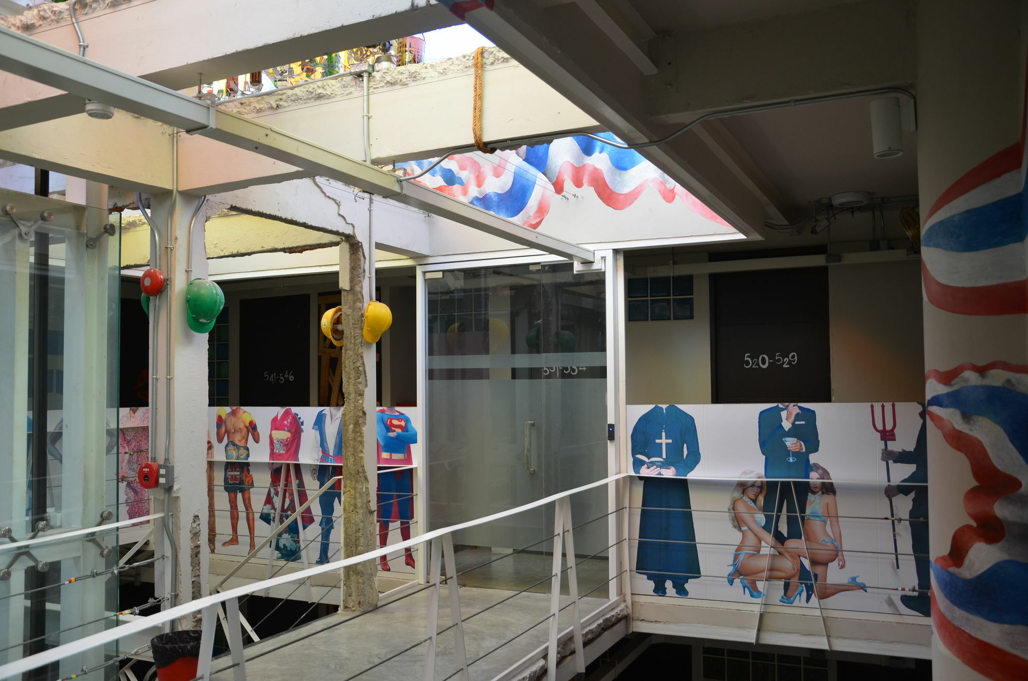 Silom Art Hostel Μπανγκόκ Εξωτερικό φωτογραφία
