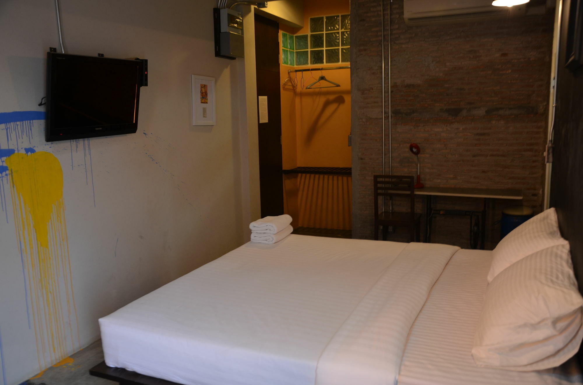 Silom Art Hostel Μπανγκόκ Εξωτερικό φωτογραφία