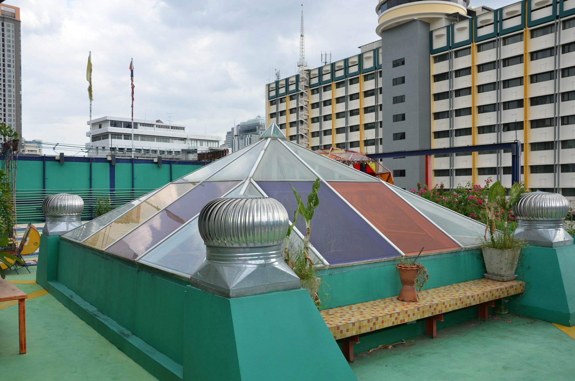 Silom Art Hostel Μπανγκόκ Εξωτερικό φωτογραφία