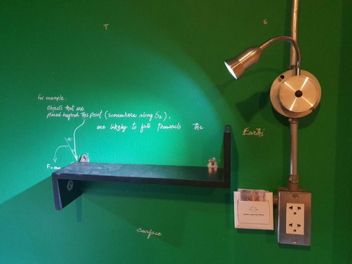 Silom Art Hostel Μπανγκόκ Εξωτερικό φωτογραφία