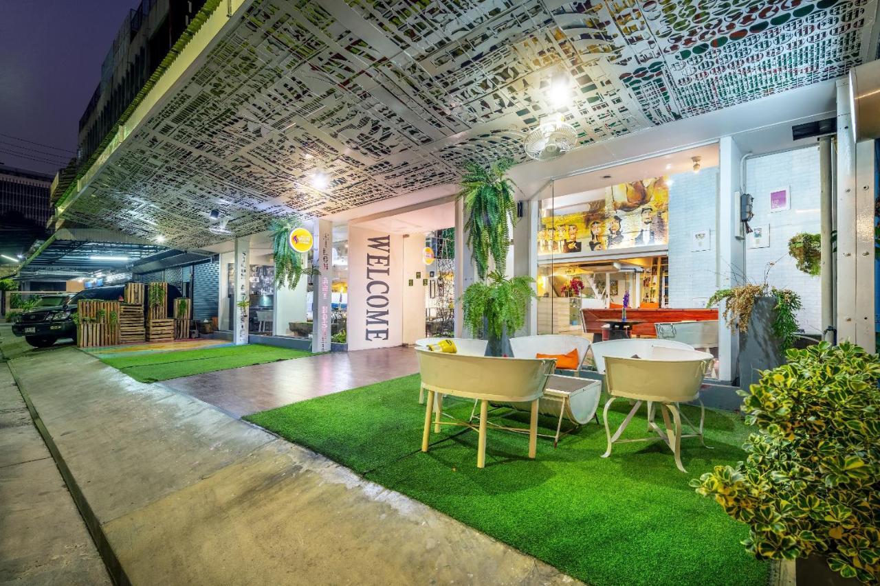 Silom Art Hostel Μπανγκόκ Εξωτερικό φωτογραφία