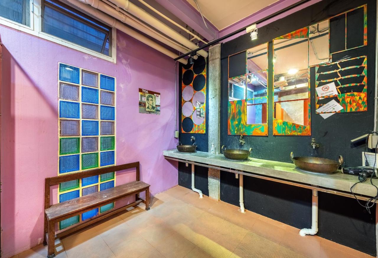 Silom Art Hostel Μπανγκόκ Εξωτερικό φωτογραφία