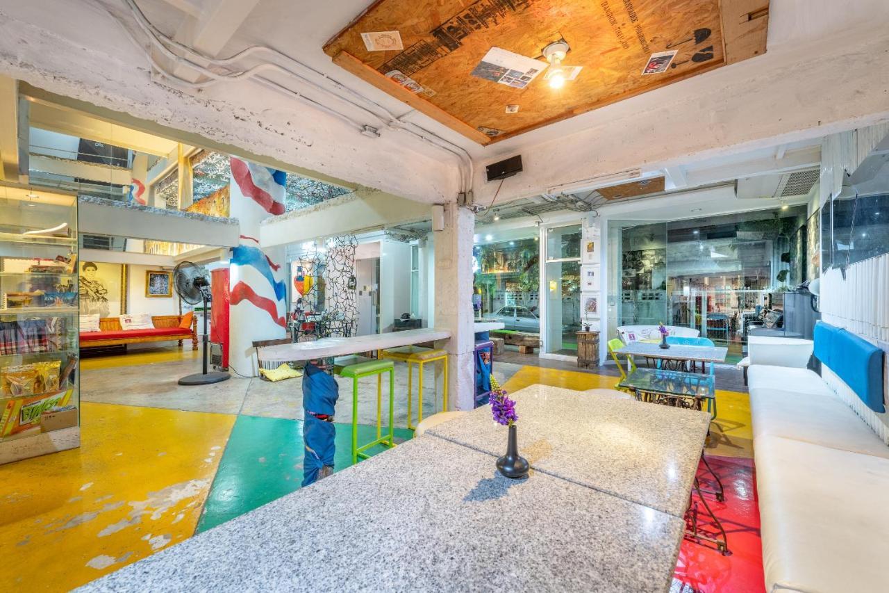 Silom Art Hostel Μπανγκόκ Εξωτερικό φωτογραφία